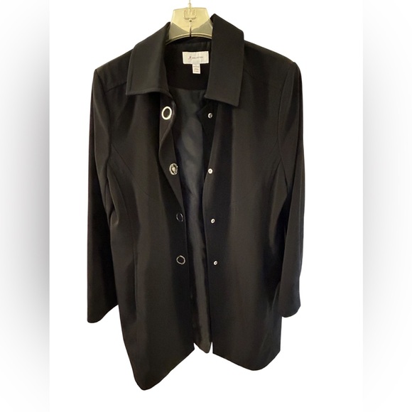 JM Collection Black Lightweight Raincoat Size Large - Picture 1 of 9